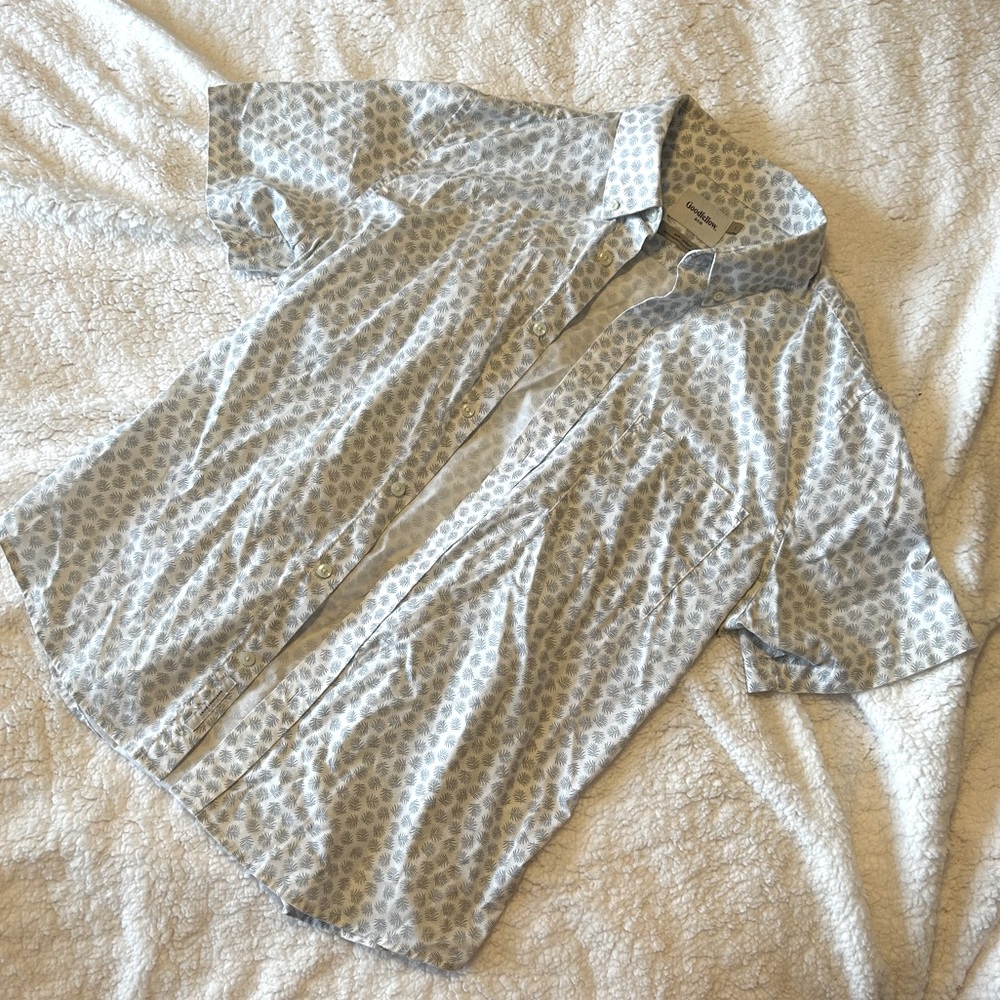 L - Goodfellow & Co Shirt